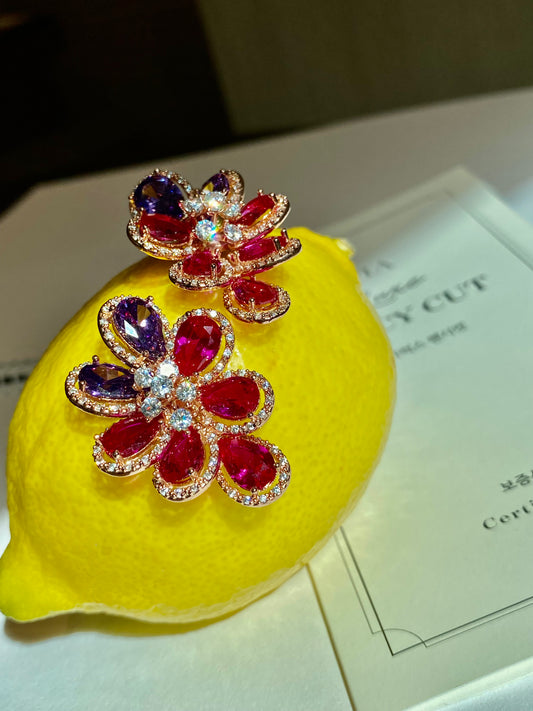 Glamours Multi gem flower stud earrings - TIA KOREA