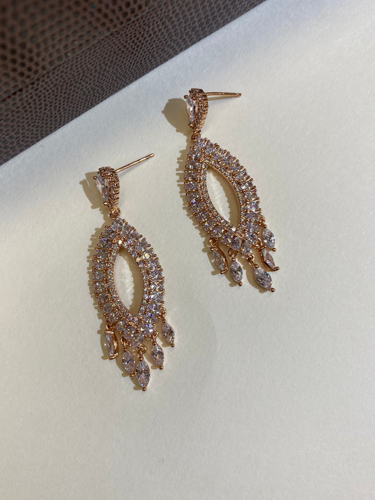 Tia Luxe marquise shape earrings - TIA KOREA