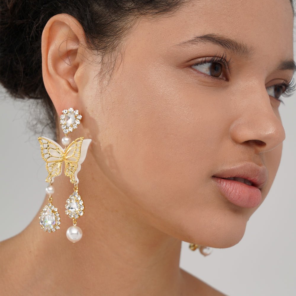 18K Gold filed double layering butterfly earrings in white - TIA KOREA