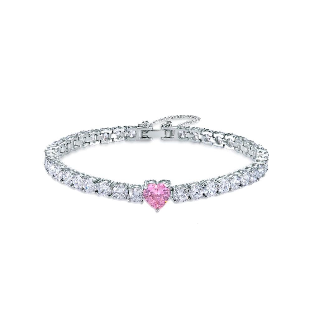 Heart cut diamond tennis bracelet