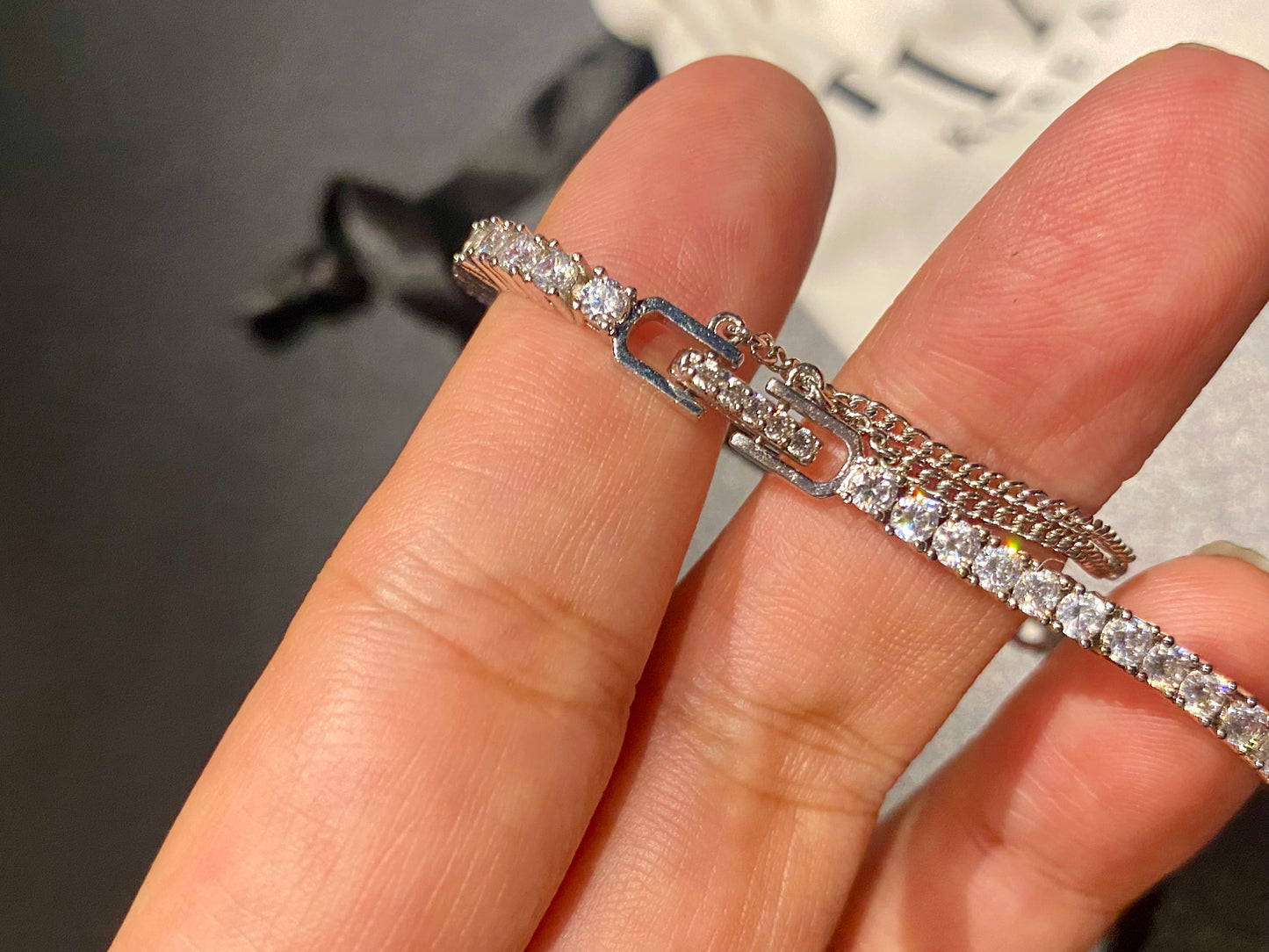 Carats tennis bracelet