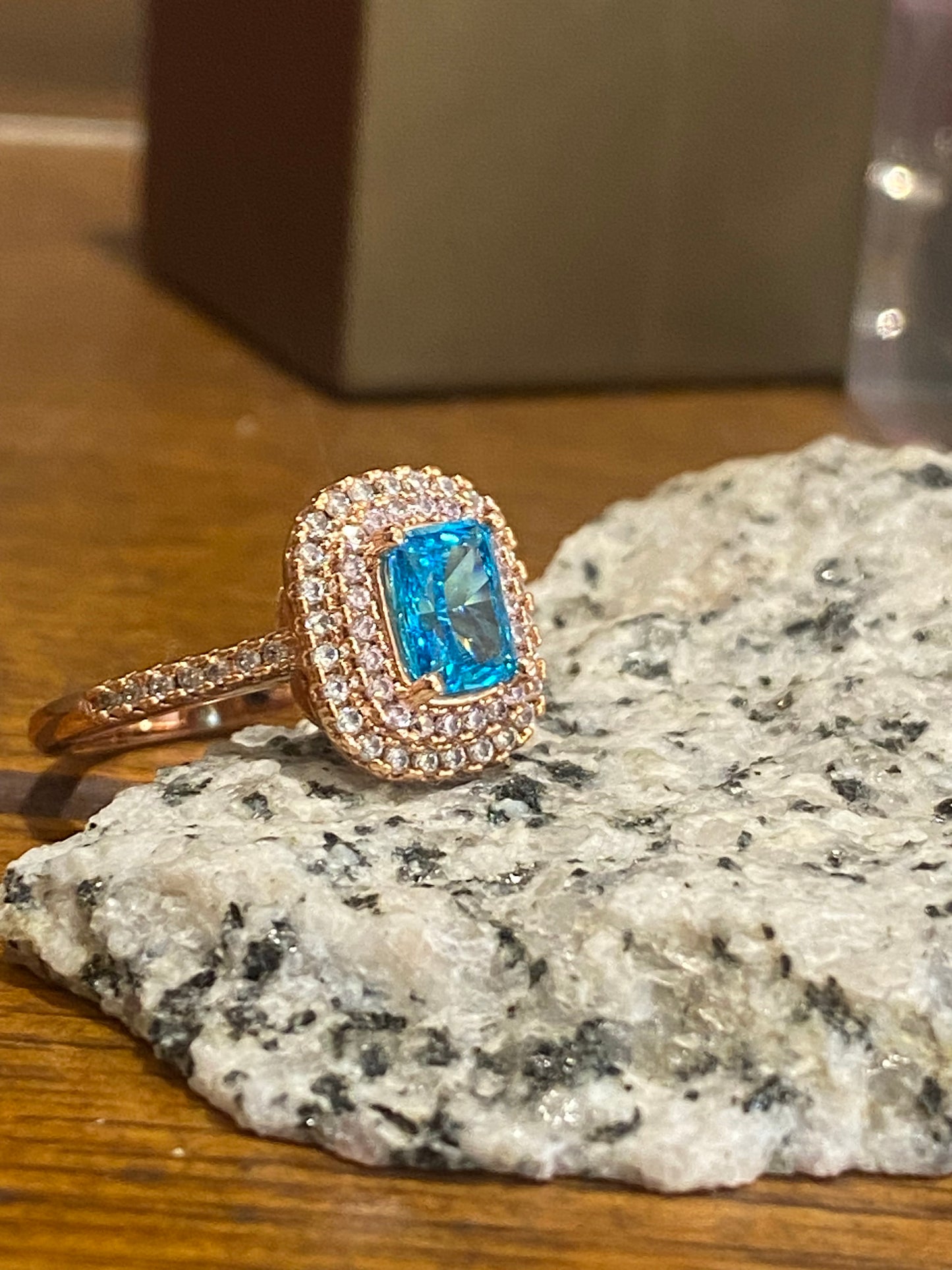 3carats Aqua blue topaz Solitaire ring