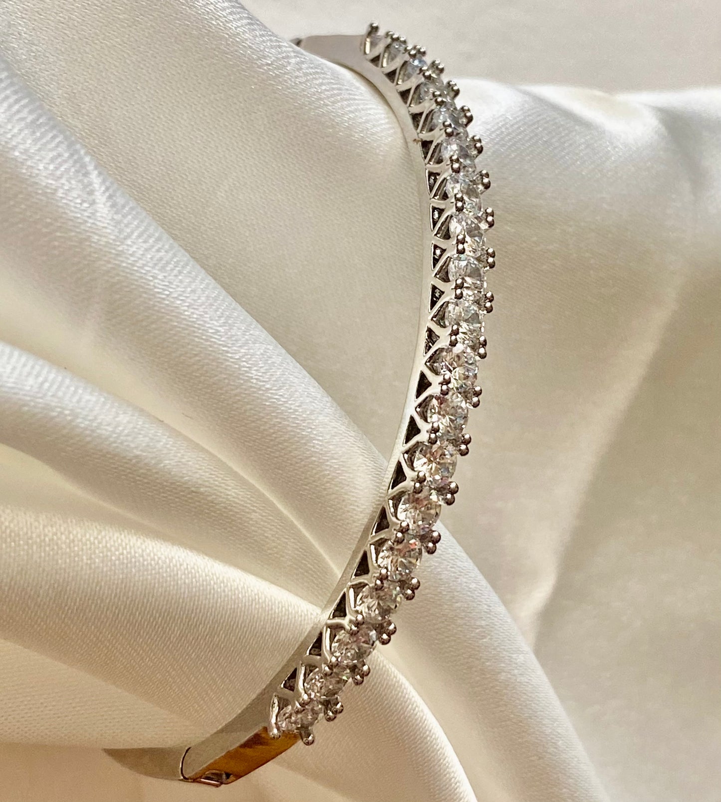 4mm diamond bangle bracelet