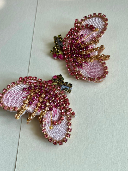 Hand embroidered butterfly earrings - TIA KOREA