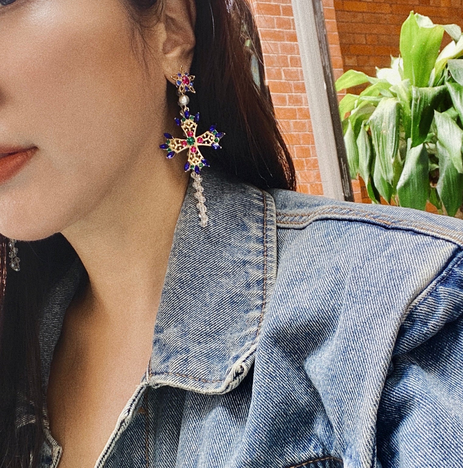 Tia statement Cross pink and blue earrings - TIA KOREA