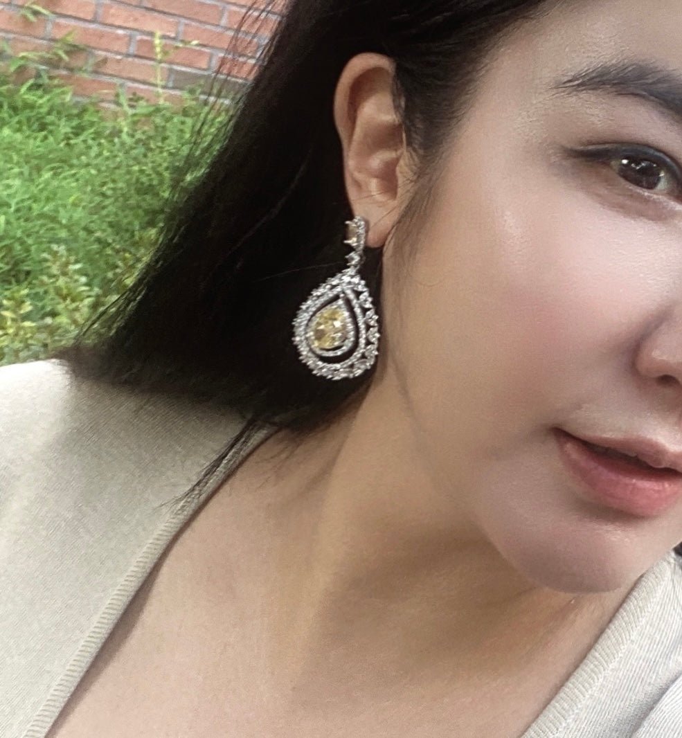 Yellow Diamond Pear cut earrings - TIA KOREA