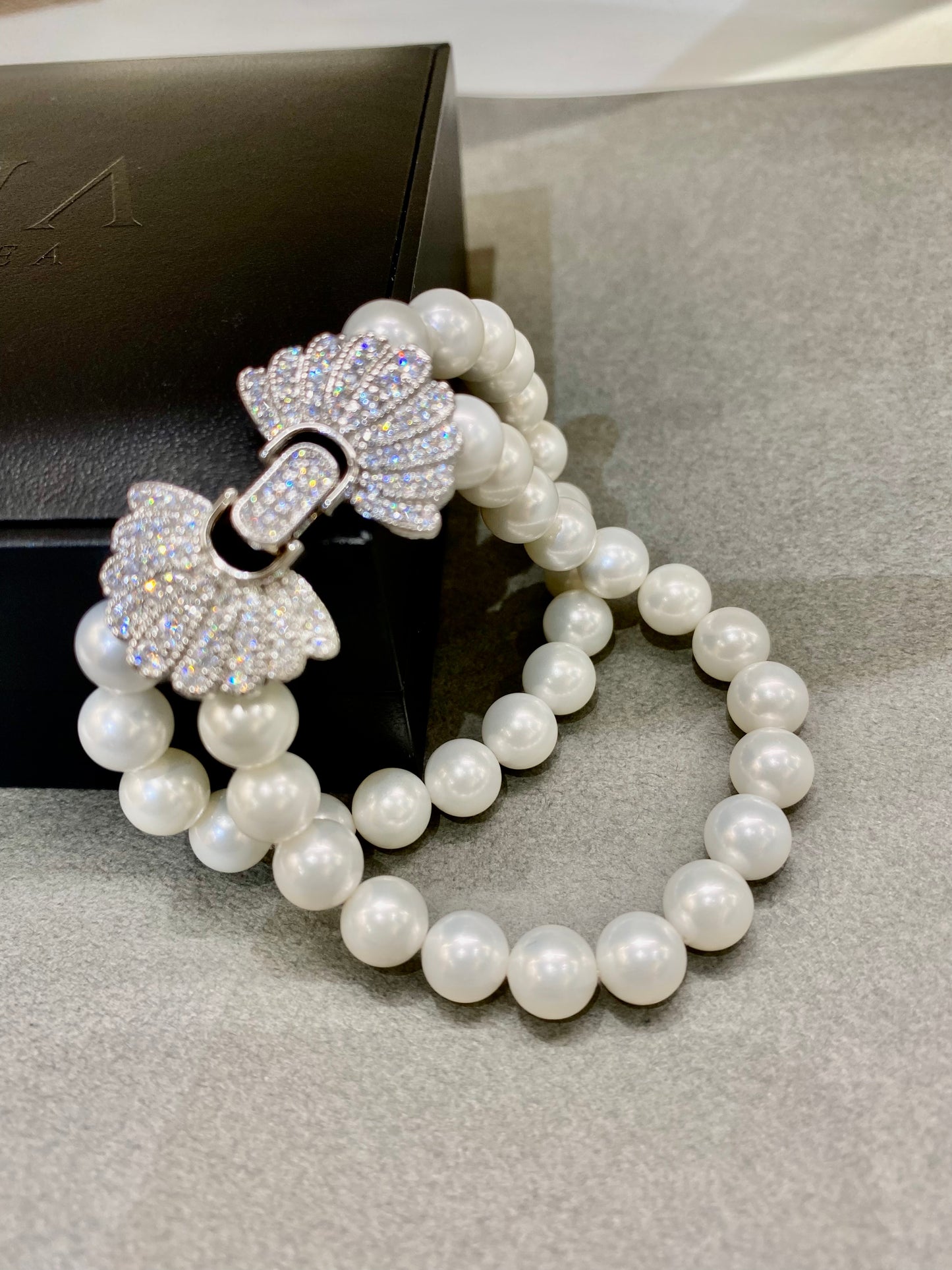 Tia Luxe Crafted Pearl bracelet