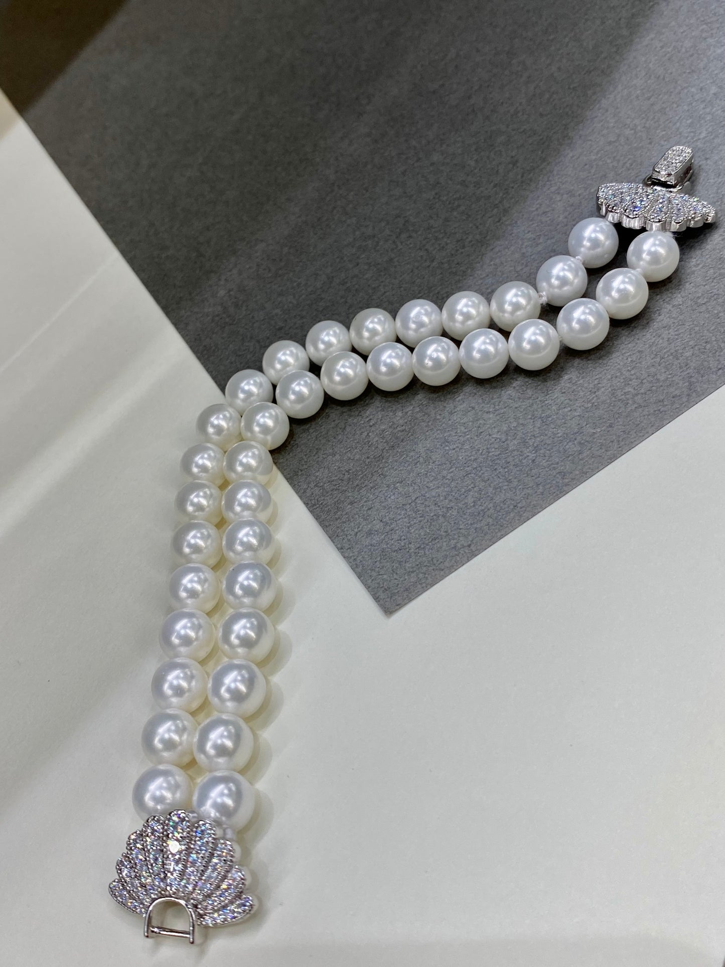 Tia Luxe Crafted Pearl bracelet